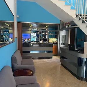 https://hotel-estense-1.emilia-romagnahotels.net